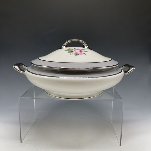 Royal Jackson Casserole Covered Dish Bowl‎ Vogue Ceramic Rose Silver - Picture 1 of 11